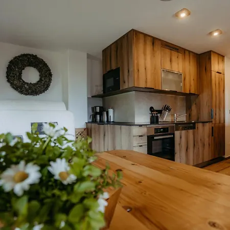 Vierlauchen Alpesi faház Bramberg am Wildkogel