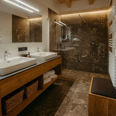 Alpesi faház Vierlauchen